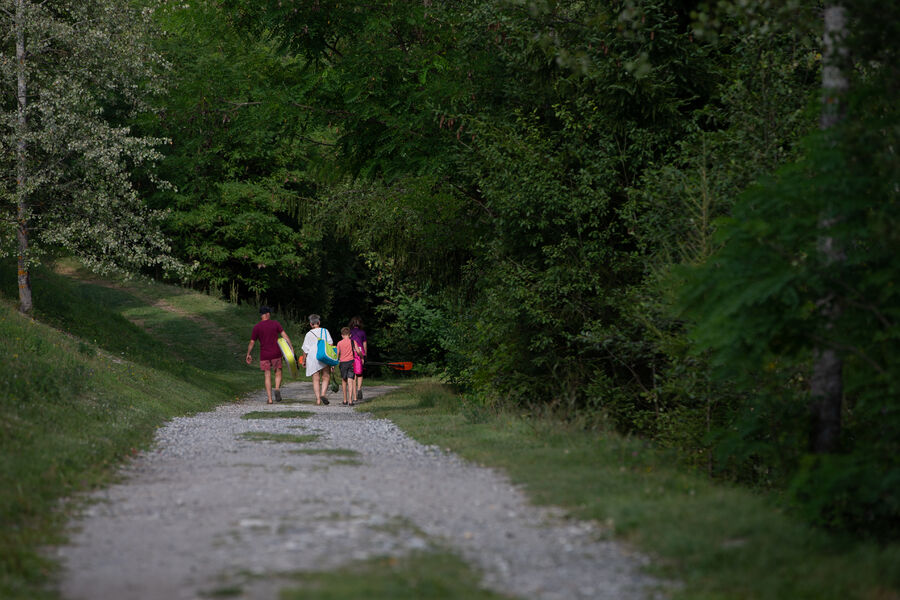 Cheminement Base de loisirs Bozel