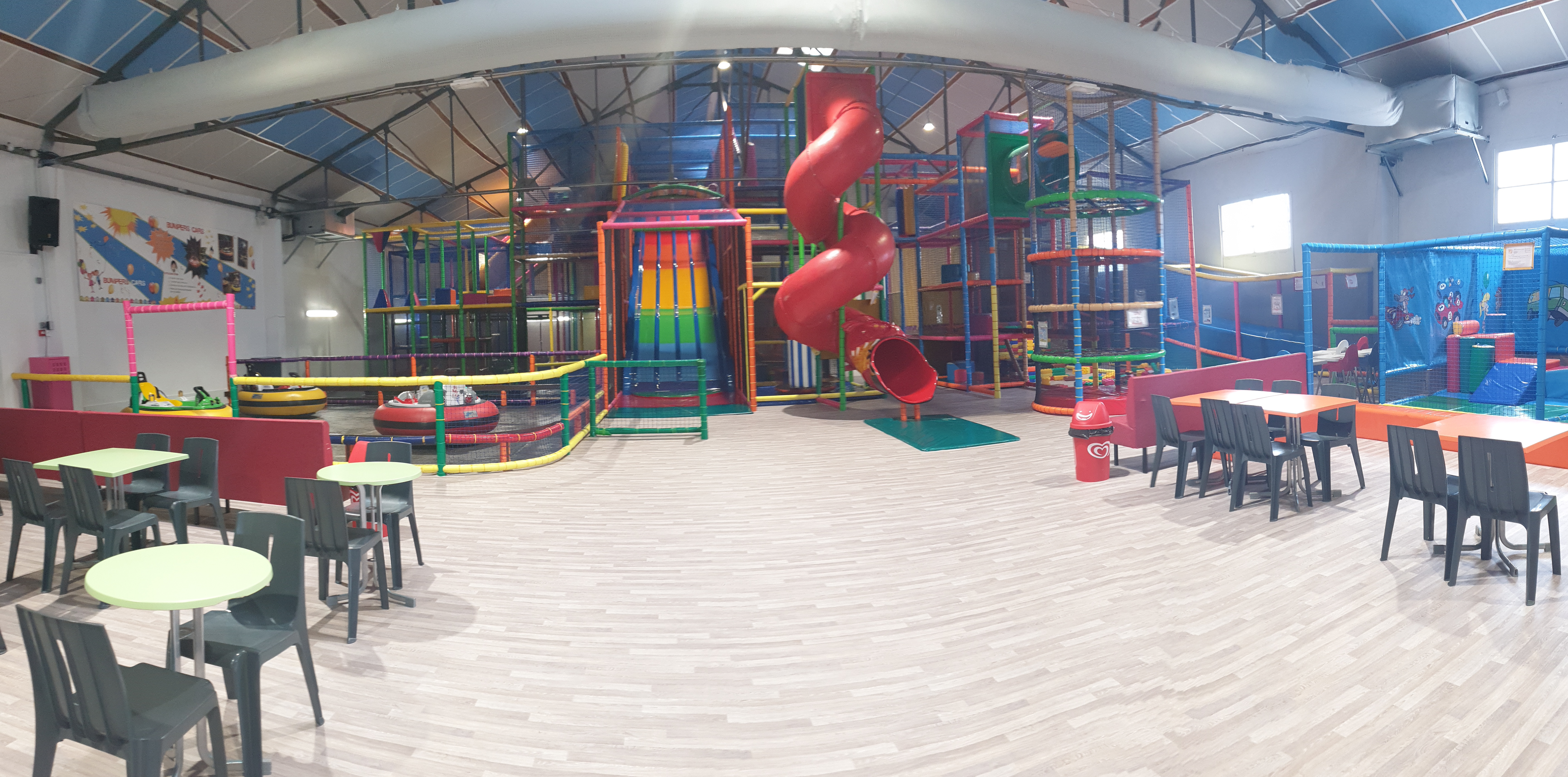 URBAN KIDS - espace récréatif pour enfants