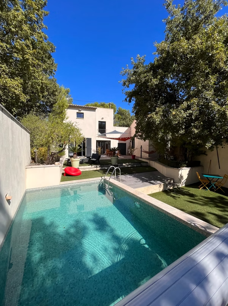 La cigale rouge_Mondragon