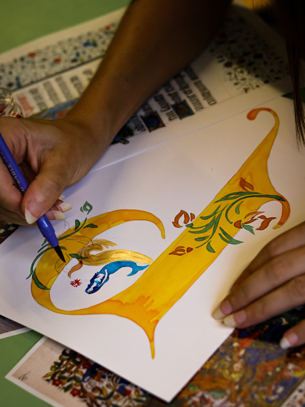 Visite-atelier en famille "De l’or et de la couleur dans les vies : l’enluminure au Moyen Âge"