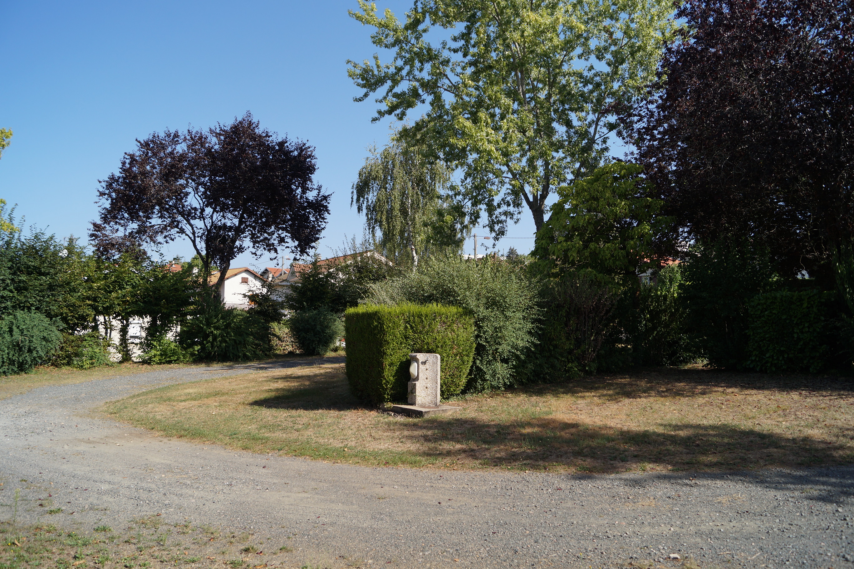 Aire de stationnement camping-Cars Panissières — photo 5