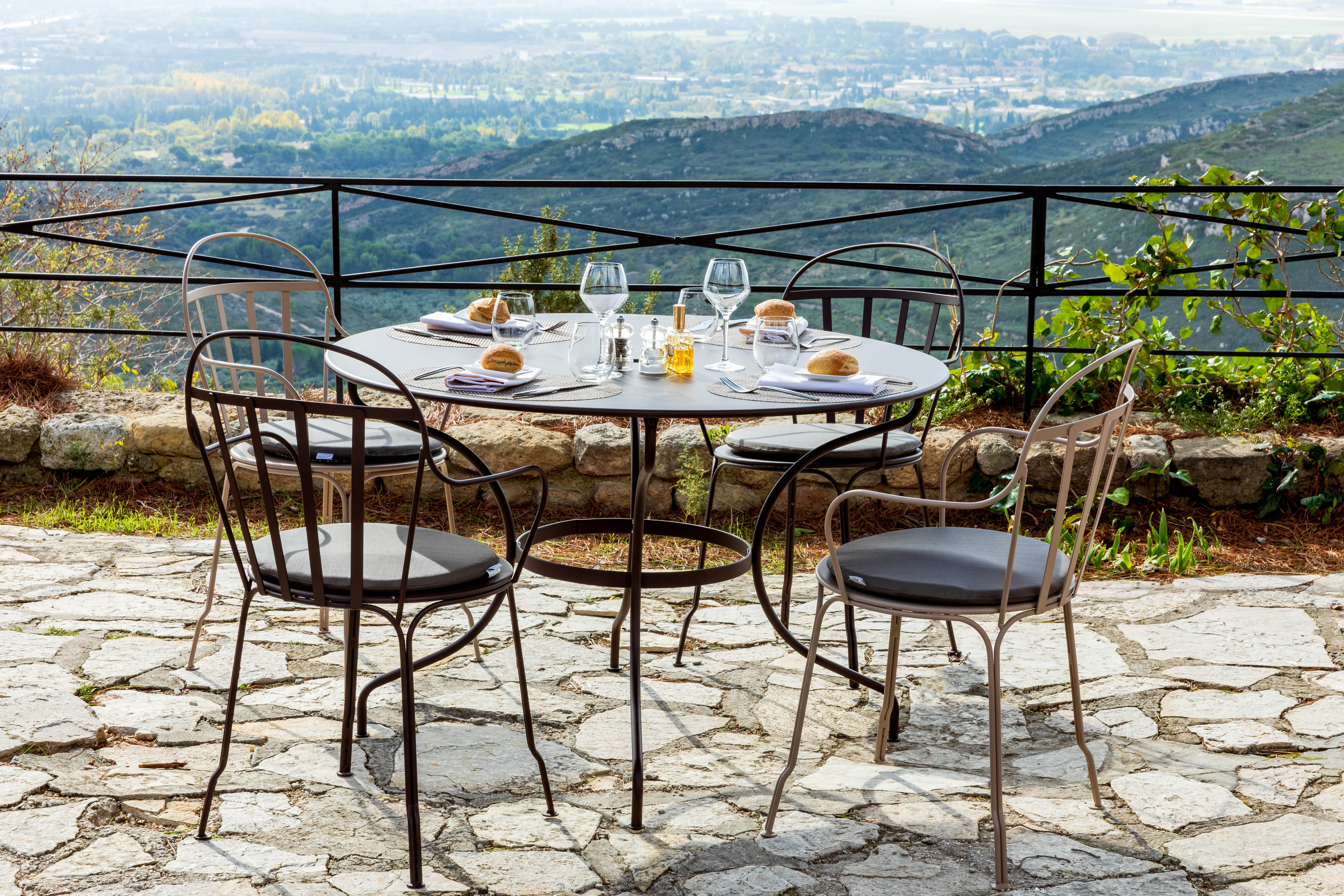 La table de l'Abbaye de Sainte Croix, Salon-de-Provence - photo 5