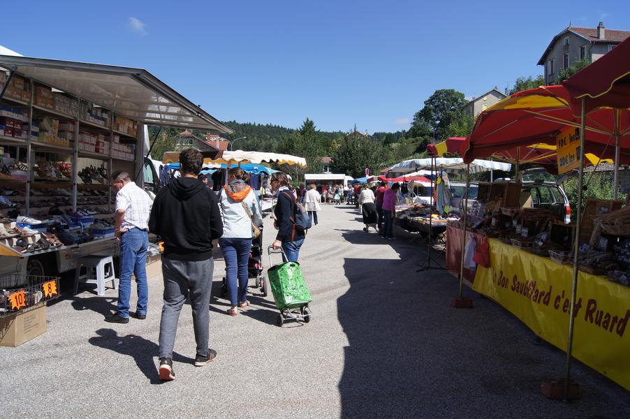 Marché en été