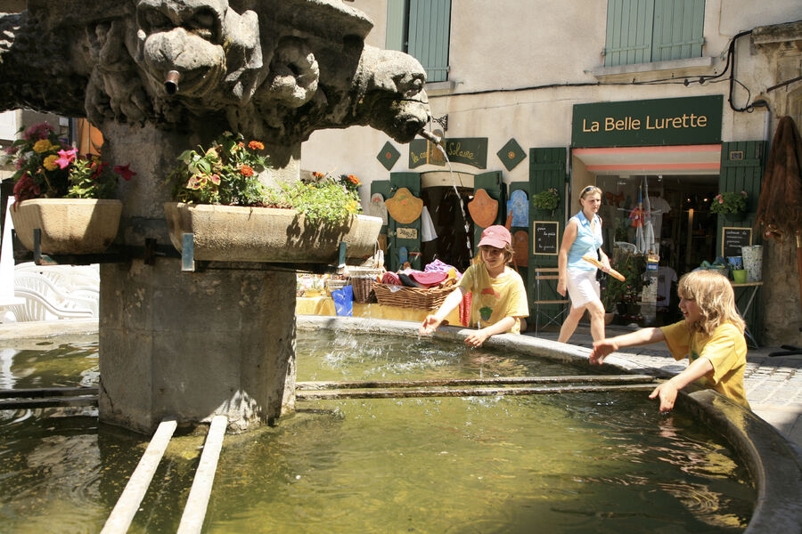 Fontaine Saint-Michel