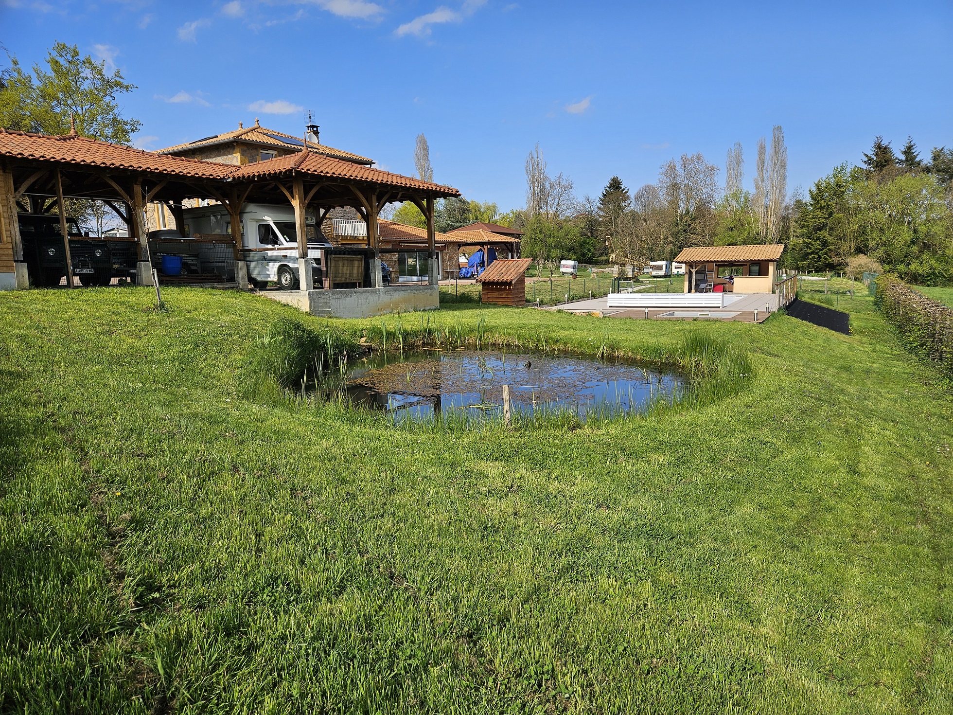 Tonik Camping