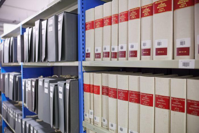 Visite commentée des magasins des Archives municipales d'Albi