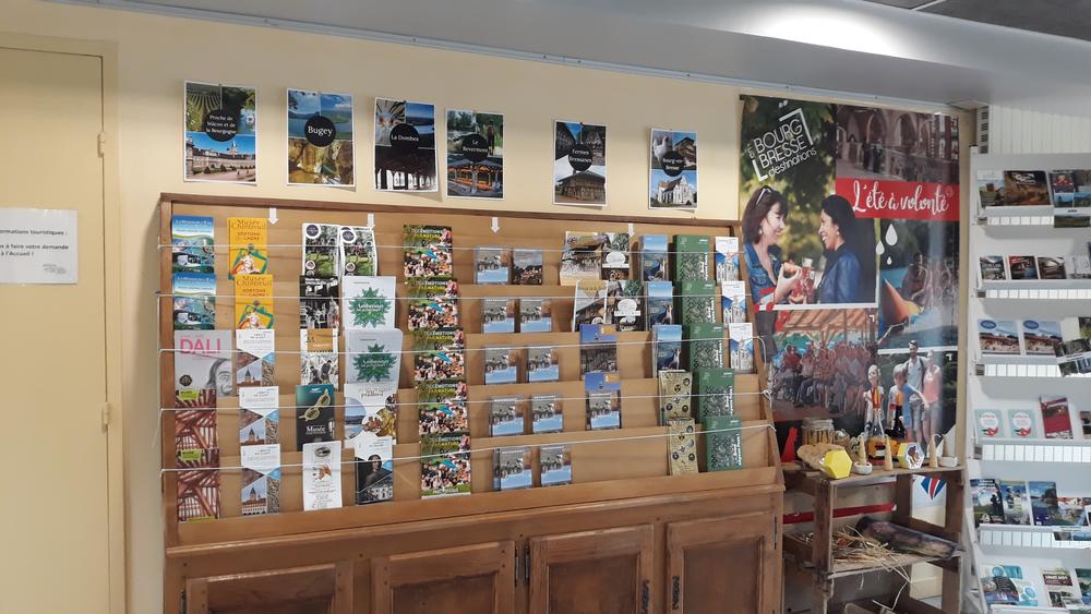 Maison de Pays en Bresse - boutique & point relais d'informations touristiques_Saint-Étienne-du-Bois