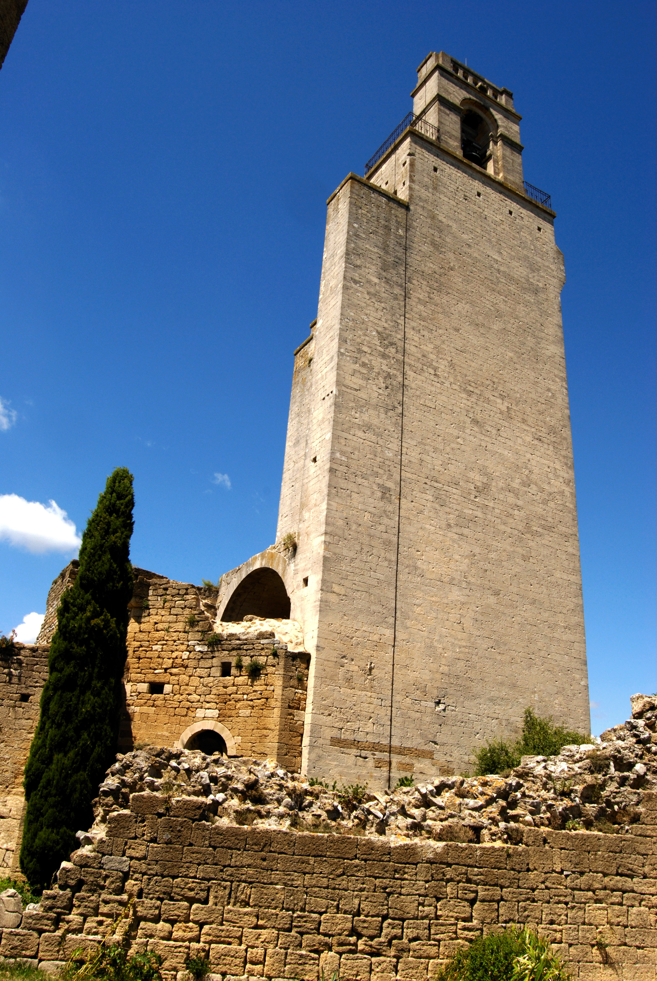 Tour de Chamaret