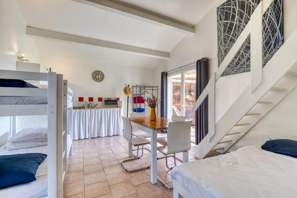 Mas des Cyprès – Mazet 5