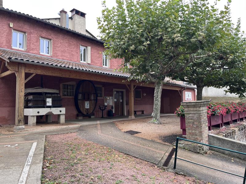 Entrée du Caveau de dégustation