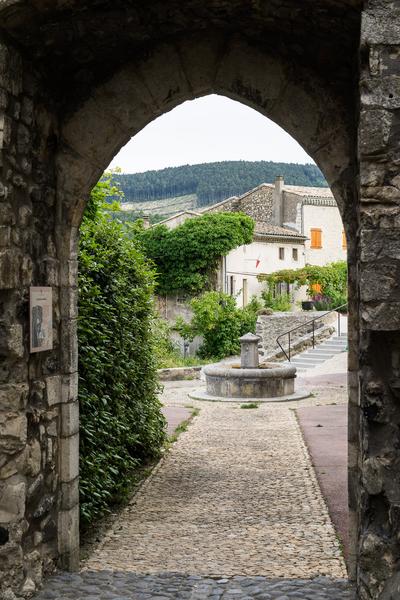 St Vincent de Barrès