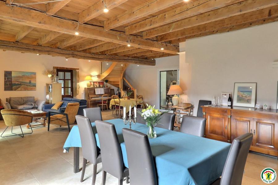 Pièce commune Pièce commune