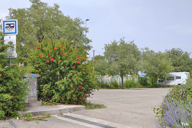 Aire de service communale pour camping-cars_Bourg-Saint-Andéol