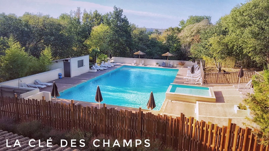 La Clé des champs Vallon Pont d'ARc -ardèche piscine