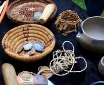 Atelier Taille de silex_Villages du lac de Paladru