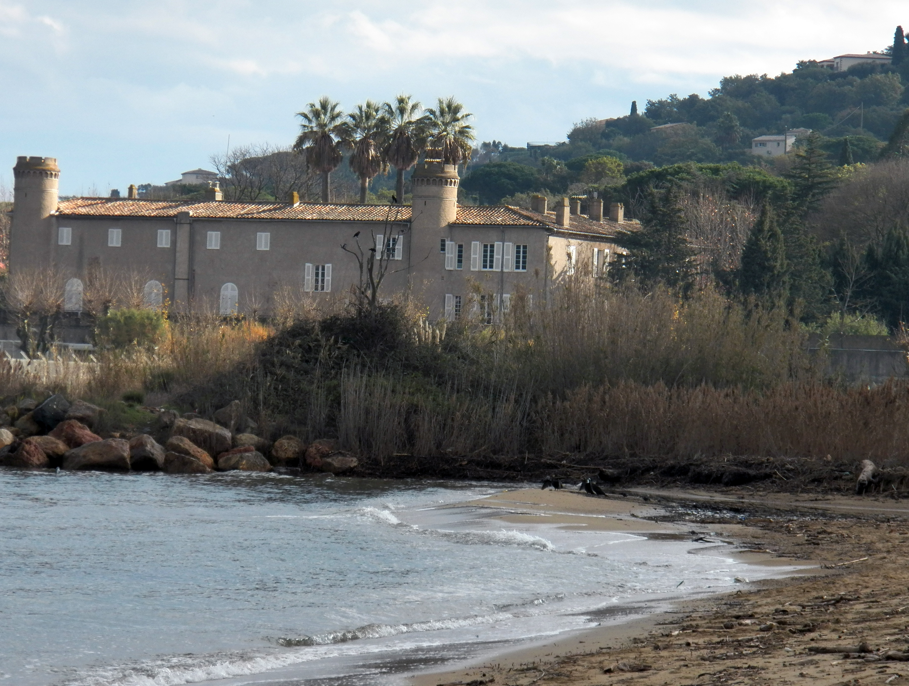 Château Bertaud à l'usine des torpilles de Gassin