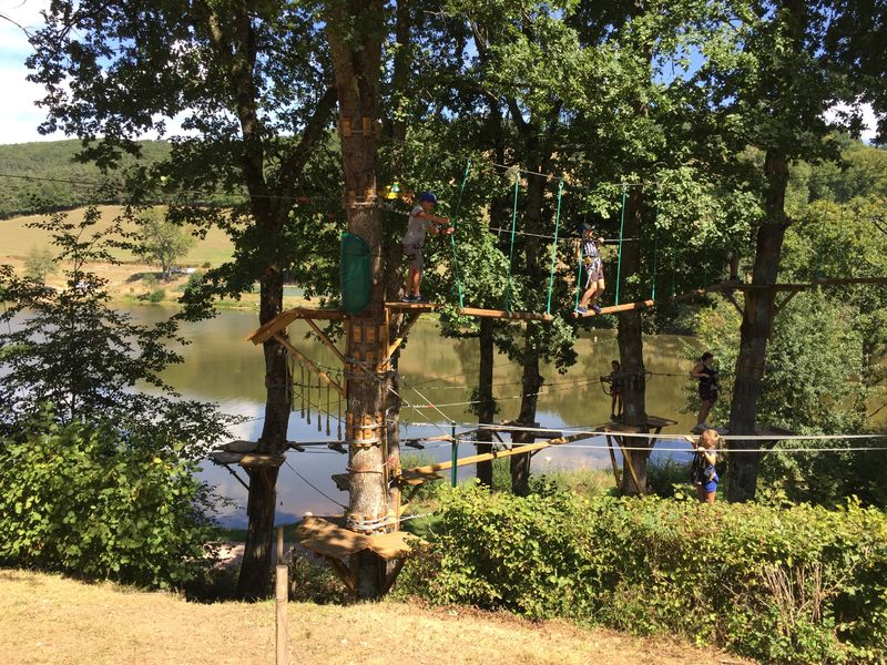 Saint Clément Aventure - Accrobranche Et Activités Dans L'allier