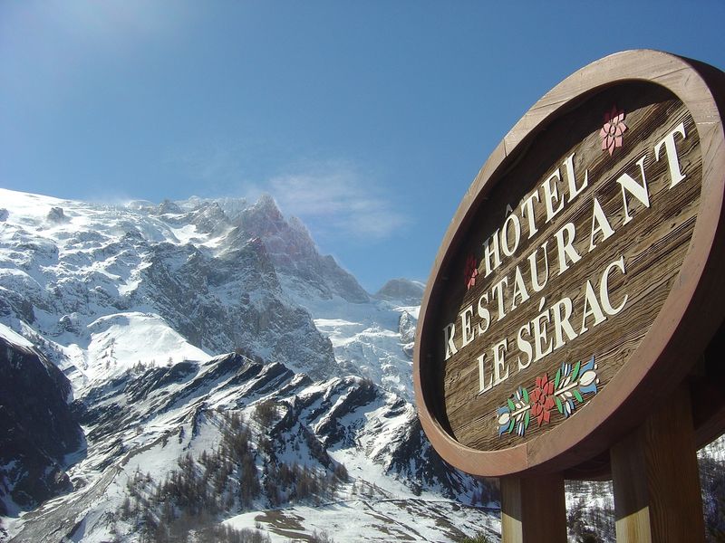 Vue sur la meije et ses glaciers - © @LaSerac