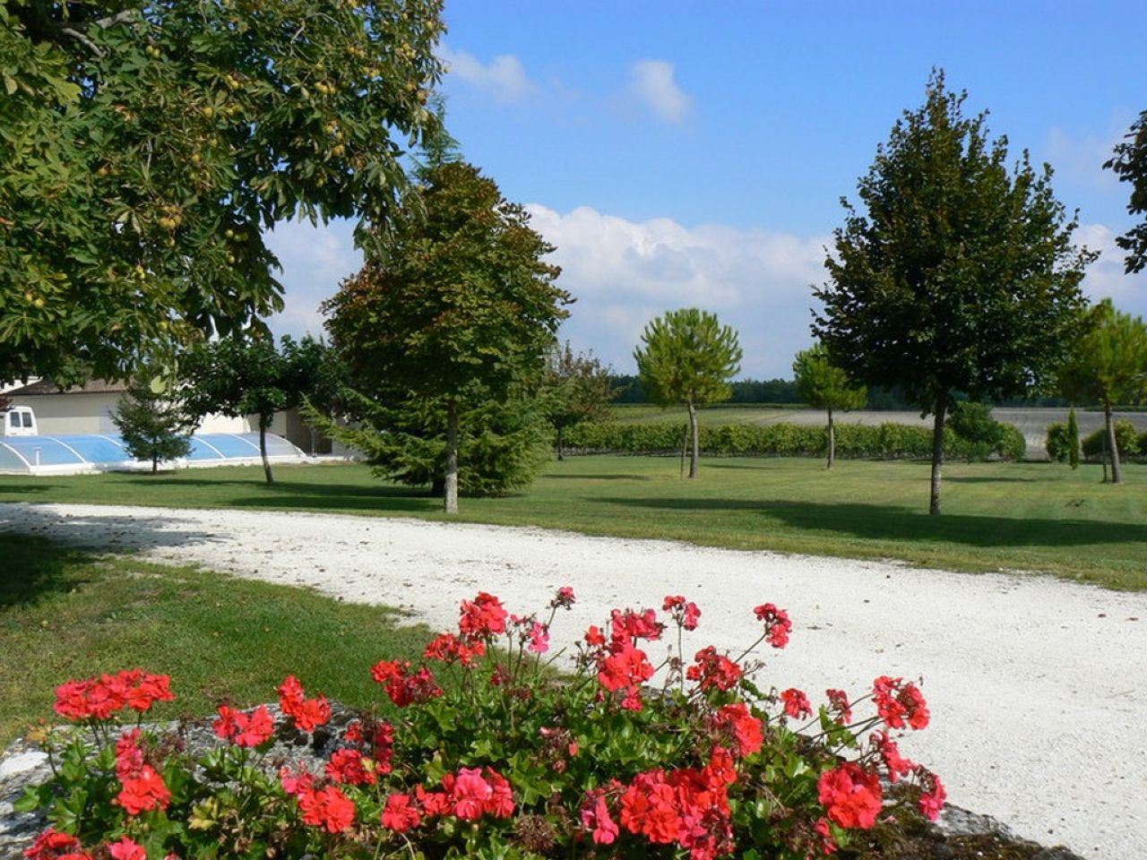 Aire camping-cars - Pascal Clair