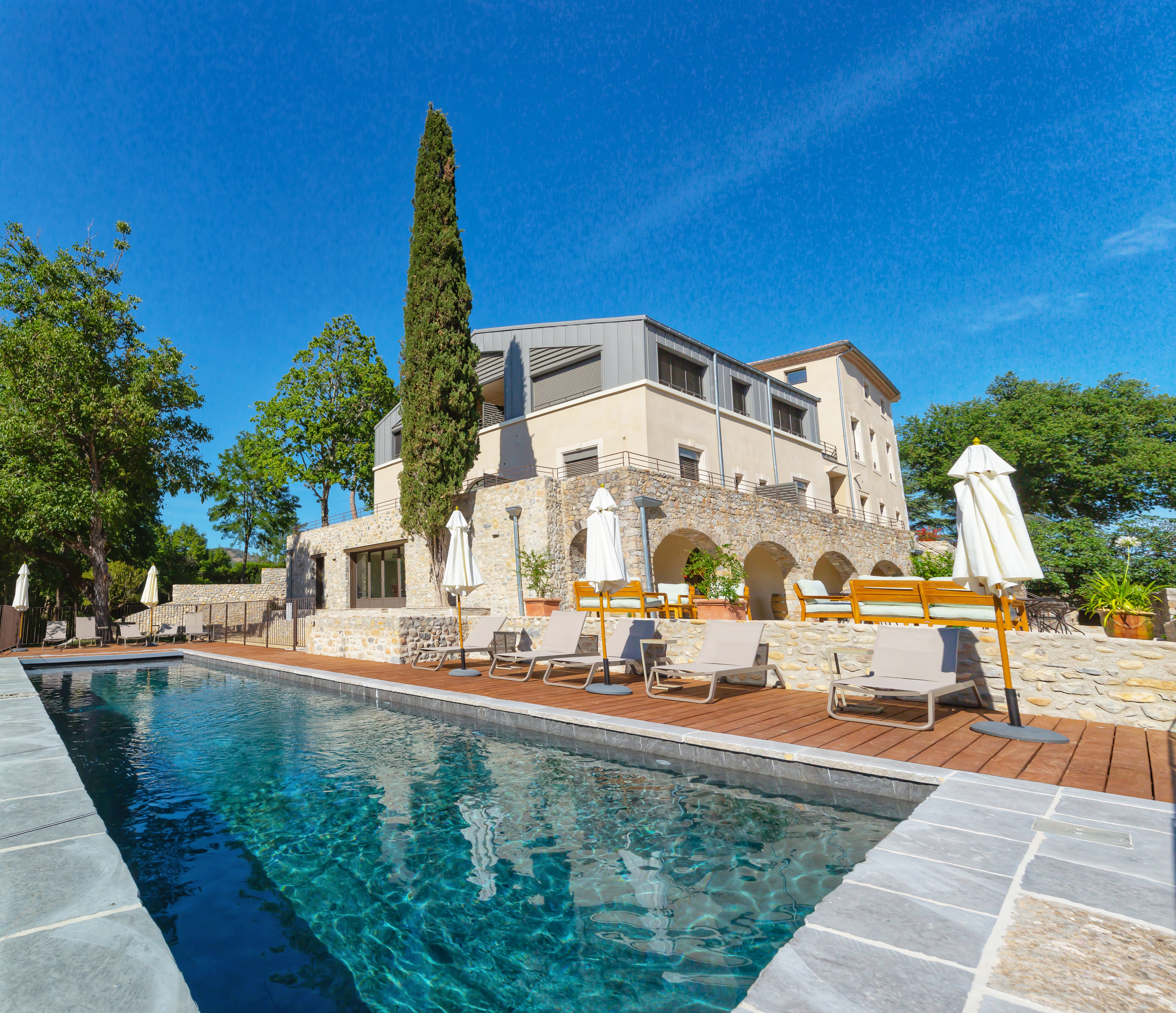 46b67674eb7a3e3bf973