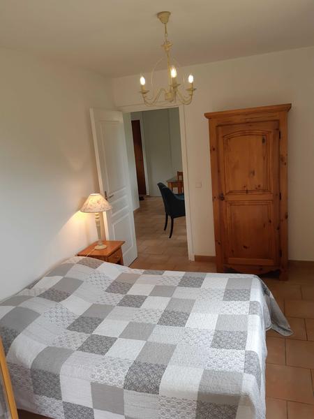 Gîte Les Oliviers d'Utelle-Chambre 2/Lit double-Utelle-Gîtes de France des Alpes-Maritimes
