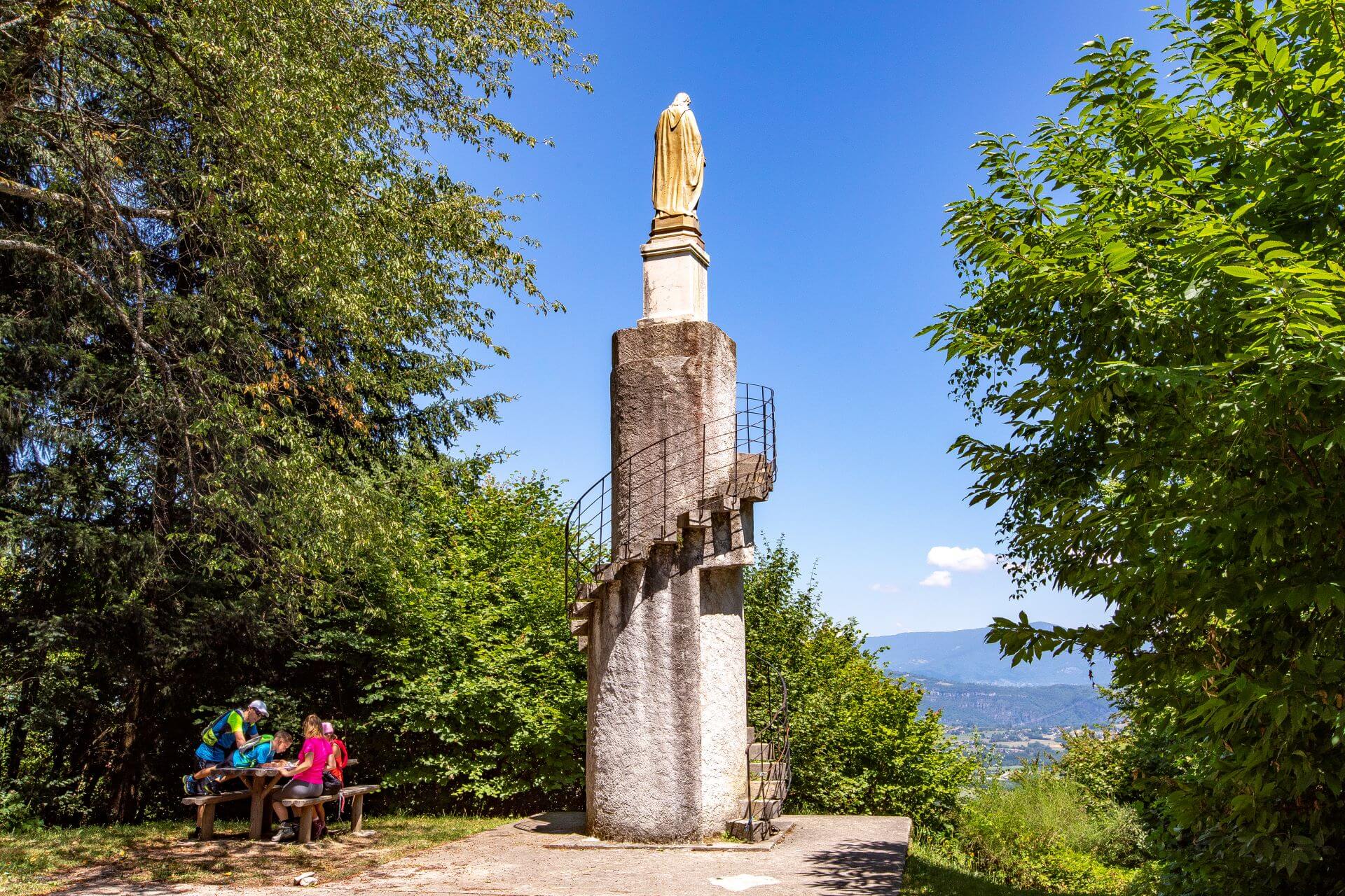 photosFeed-https://static.apidae-tourisme.com/filestore/objets-touristiques/images/119/188/24034423.jpg