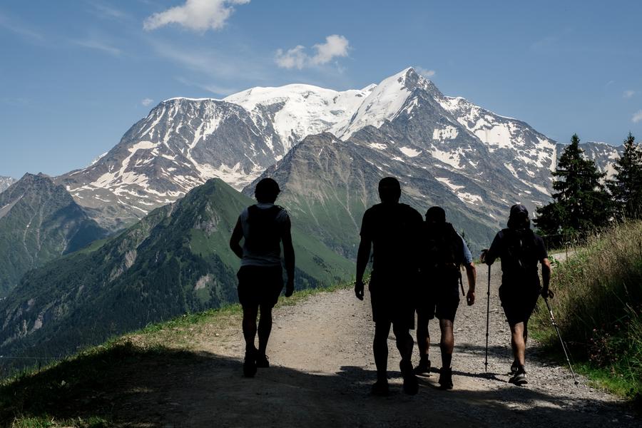 Les Chalets de Porcherey au départ du Plateau de la Croix