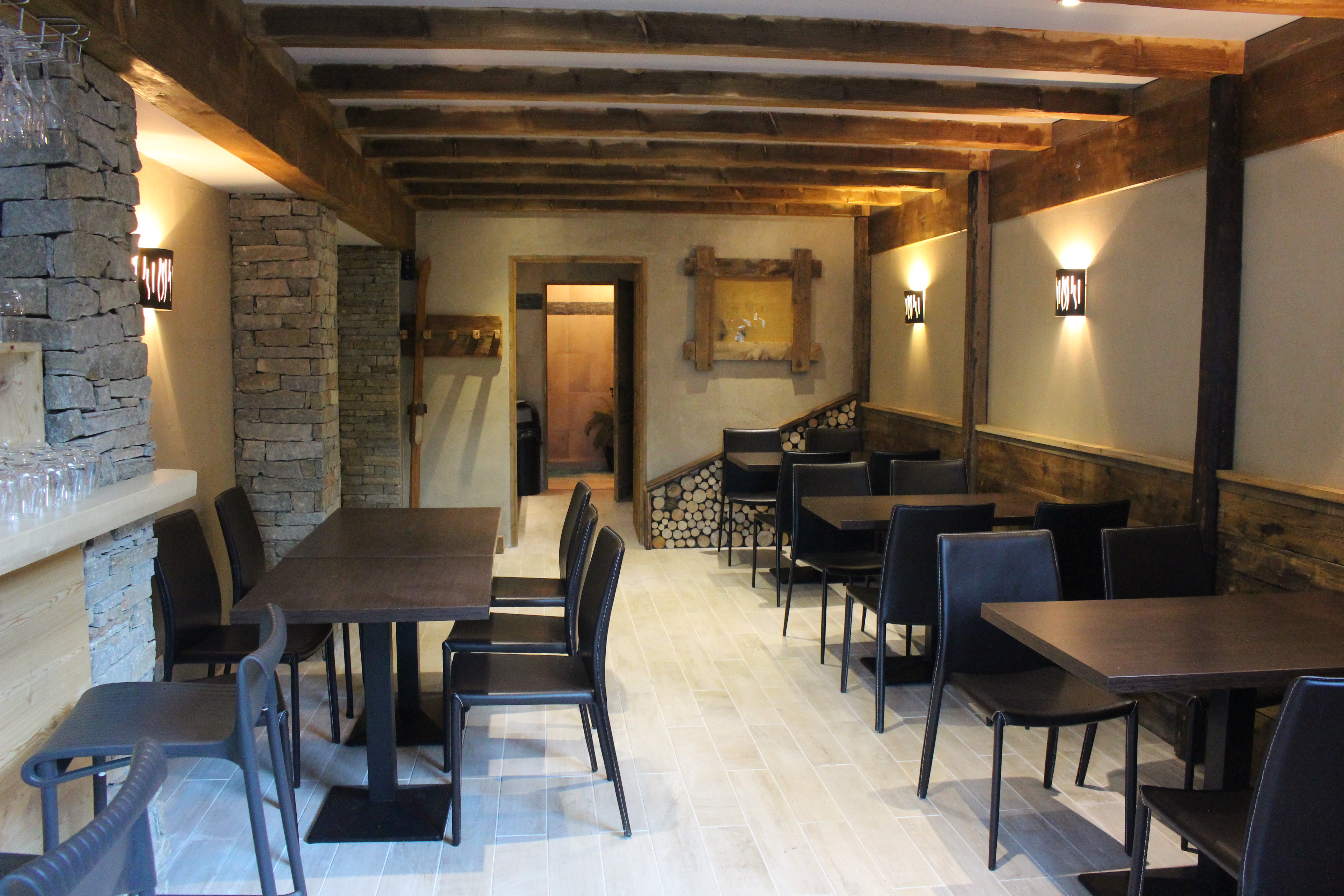 le C2, bar-restaurant au pied des pistes de Val Cenis-Lanslebourg