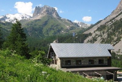 Terzo alpini névache vallée étroite