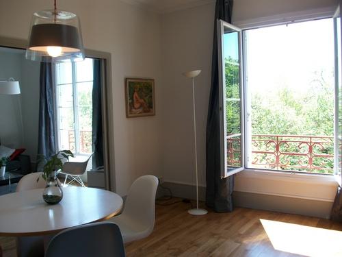 séjour côté salle à manger