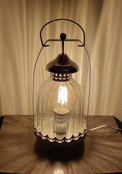 La Luciole et la Lampe_Sainte-Geneviève-des-Bois