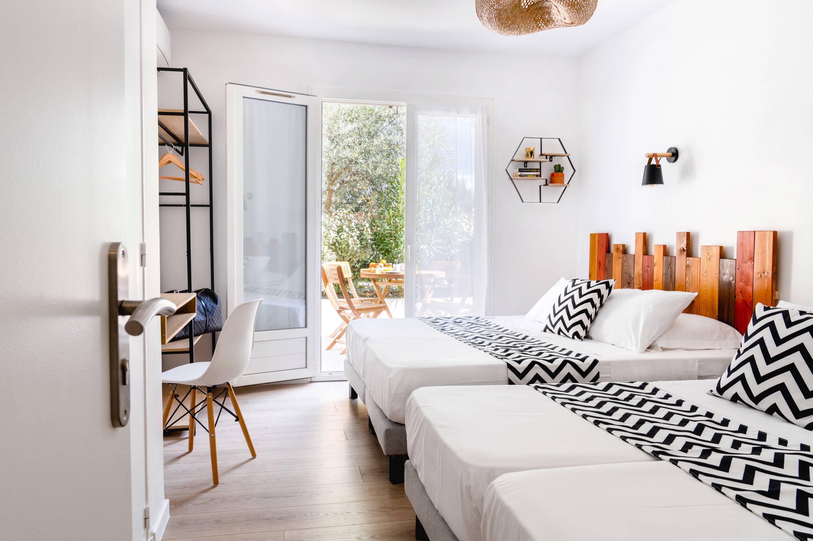 Hôtel Les Volets Rouges - Cassis - photo 4