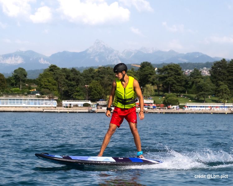 E-surf par Evolution 2 Thonon - Lac Léman