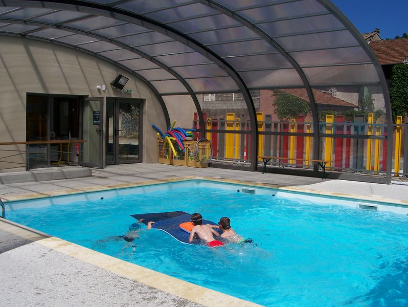Pont de Labeaume - Piscine du centre de loisirs 8