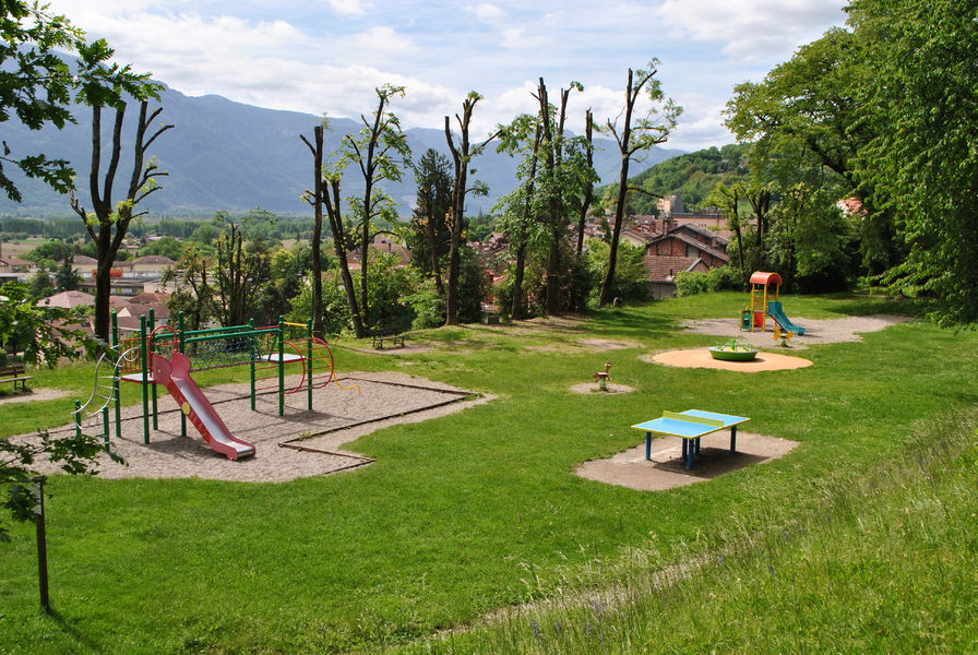 Parc du Clos des chartreux jeux enfants