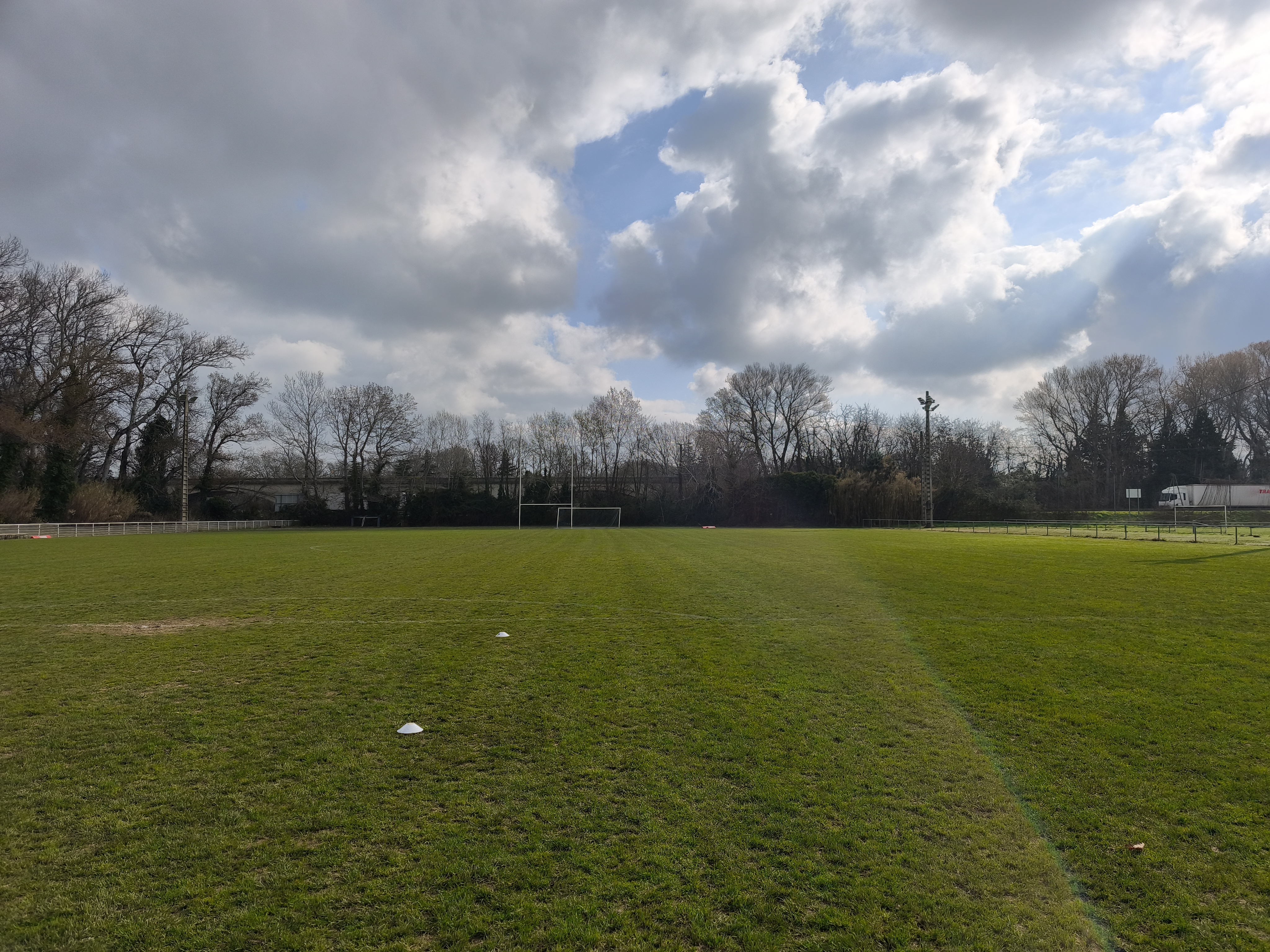 Stade de Bonpas, Noves - photo 4
