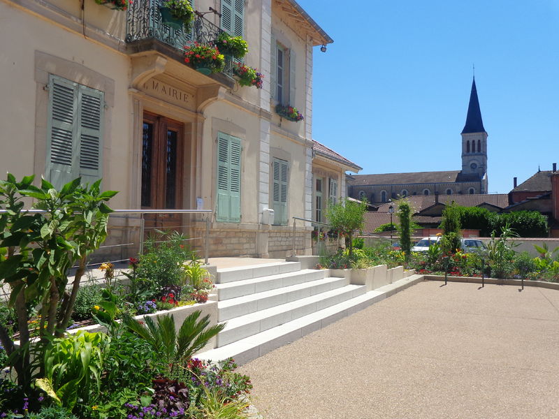 Mairie et église