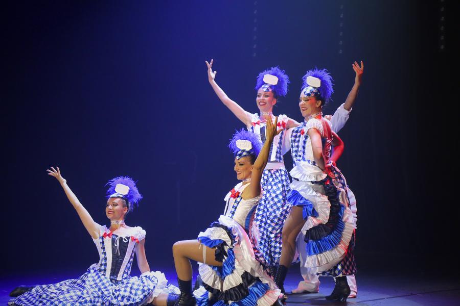 Spectacle Vichy Pétille - Grand Cabaret de Vichy