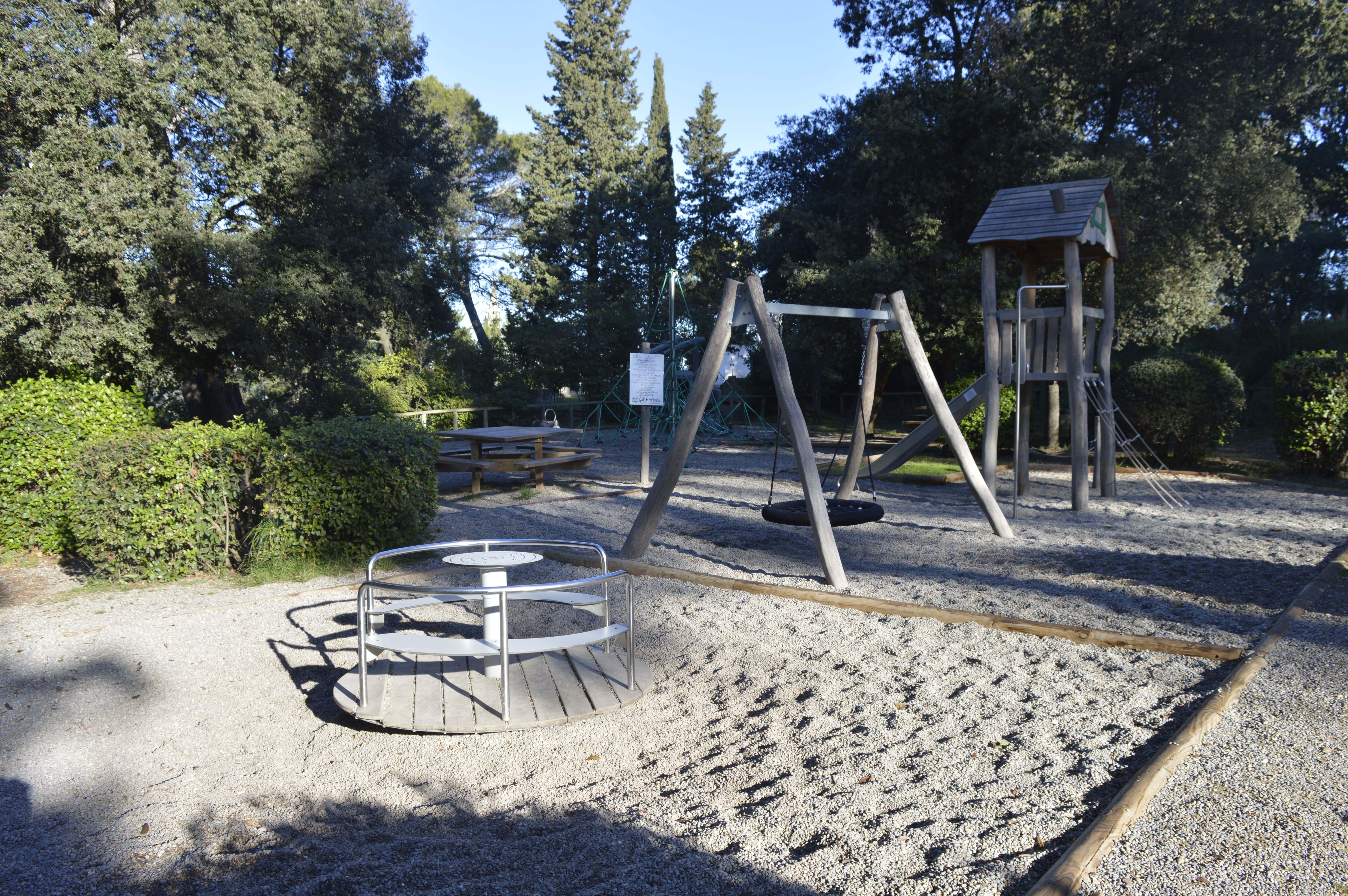 Aire de jeux - photo 2