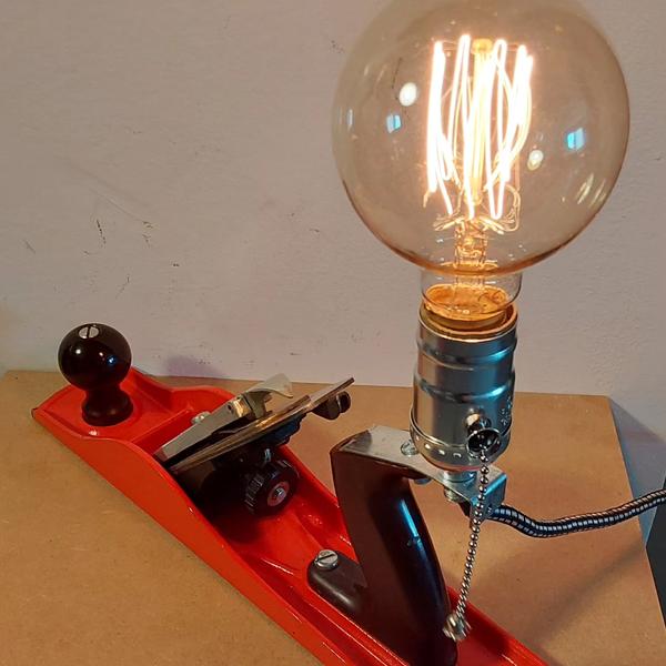 La Luciole et la Lampe_Sainte-Geneviève-des-Bois