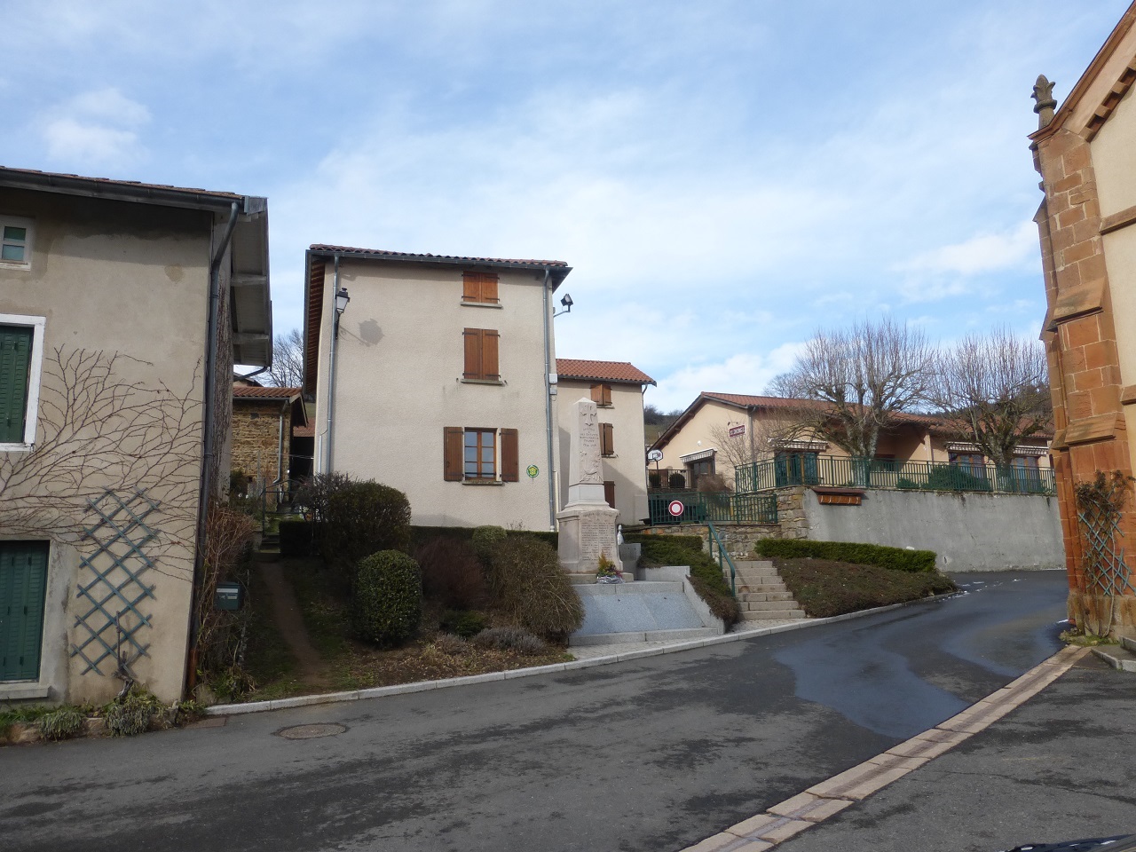 Gîte communal à AFFOUX - en Haut Beaujolais - Rhône.