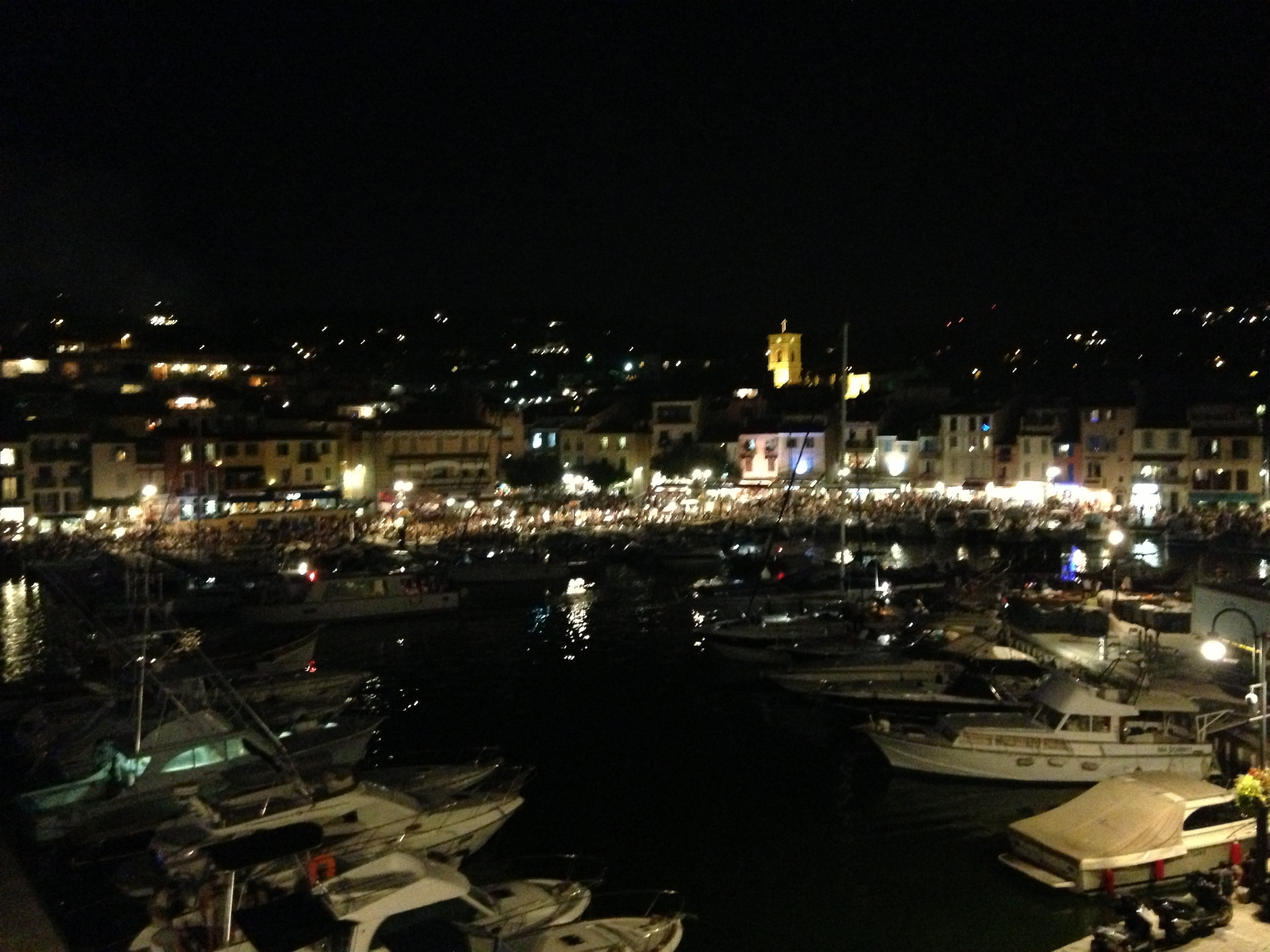 RETRAITE AUX FLAMBEAUX