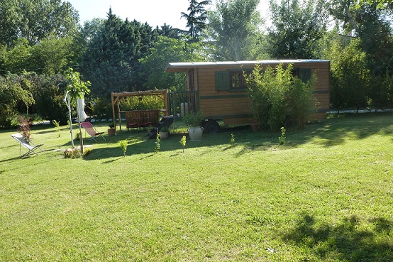 La roulotte de Chambaillard - Jardin