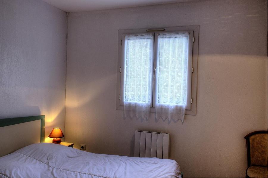 Gîte Aubépine-Chambre/Fenêtre-La Bollène-Vésubie-Gîtes de France des Alpes-Maritimes