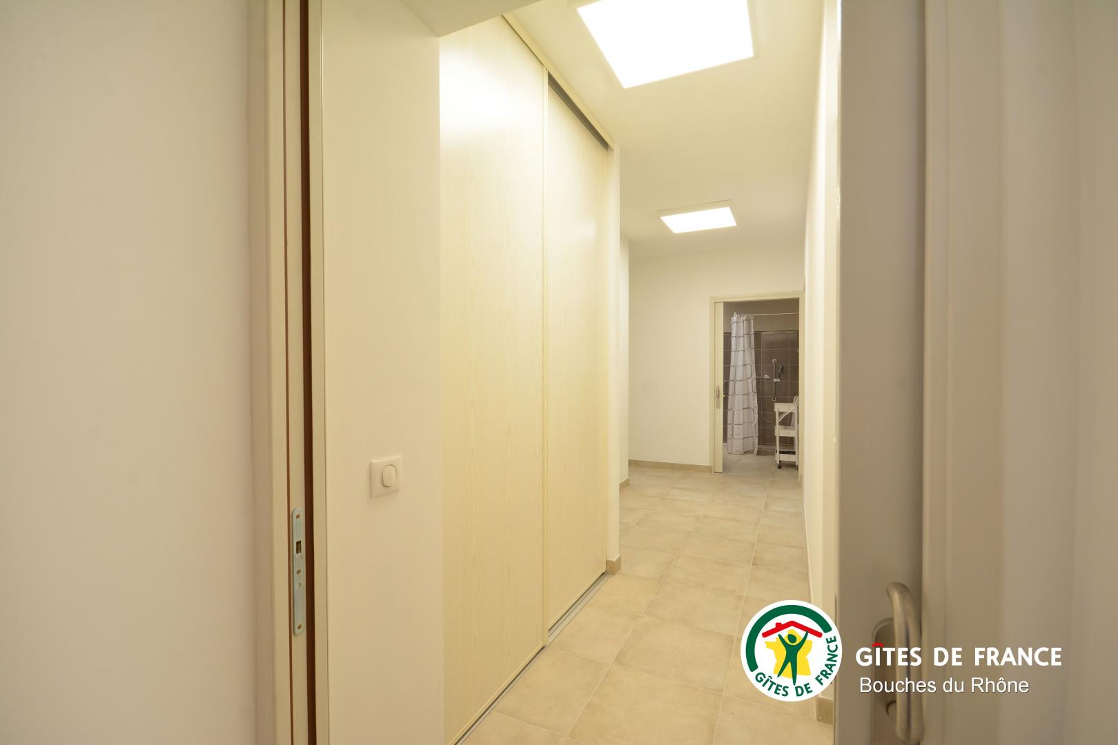 Manon, Lamanon - photo 29