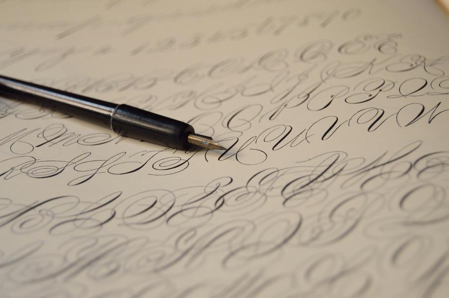 http://Atelier%20famille%20Calligraphie%20et%20enluminure