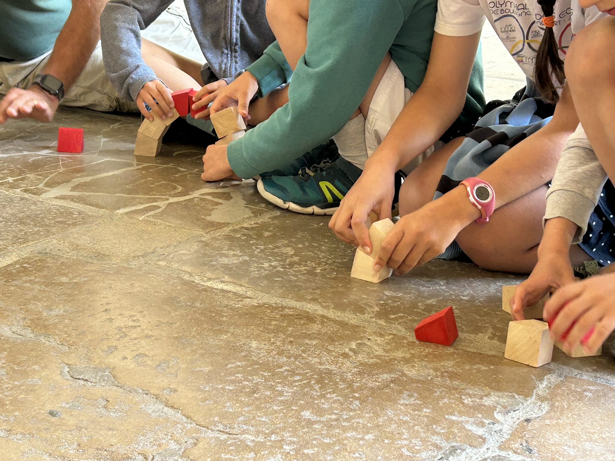 Sur les traces d'un bâtisseur du Moyen-Âge : visite guidée et atelier participatif à Crémieu