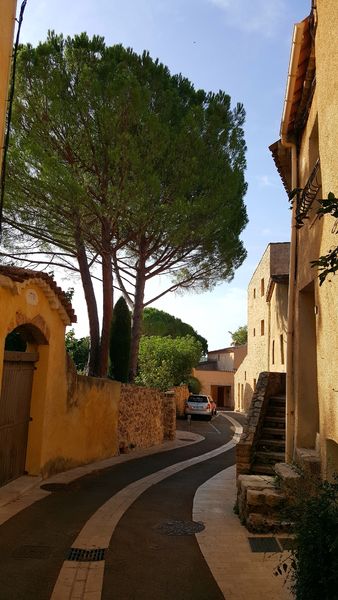 Vieux village Villecroze