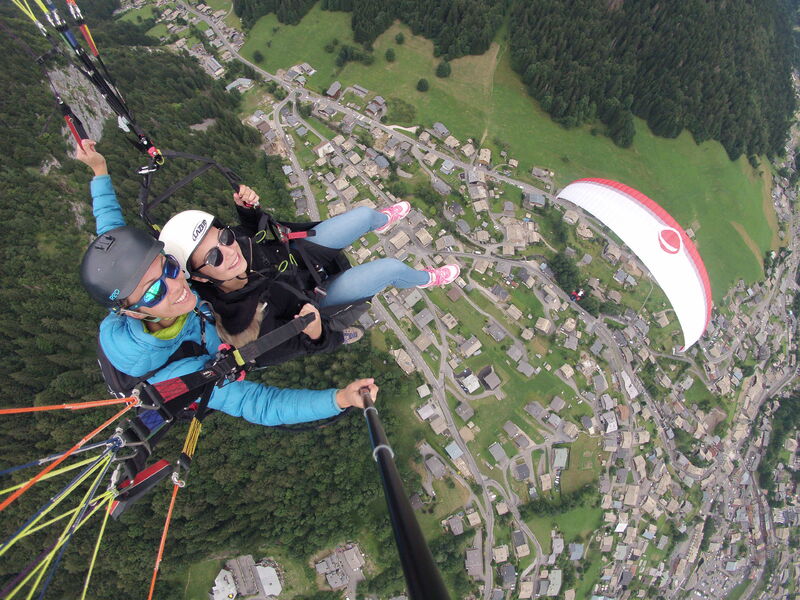 Paragliding tandem