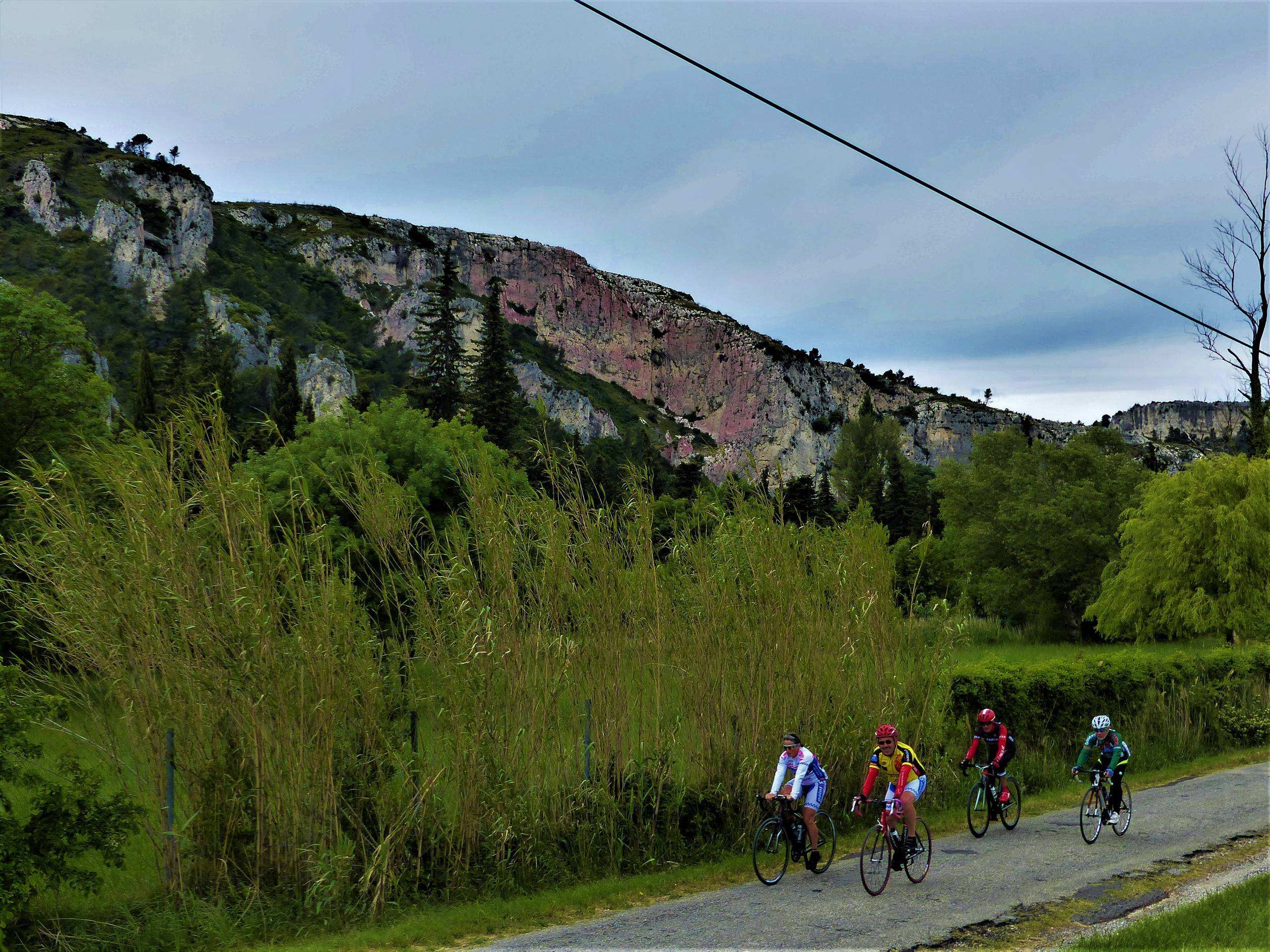 ORGON - Alpilles-Roquemartine à vélo : la variante d'Orgon — photo 2